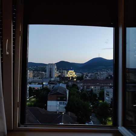 Cosy 2-Bedroom Apartment With An Amazing Panorama Deva Bagian luar foto