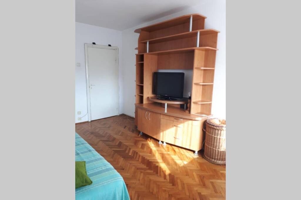 Cosy 2-Bedroom Apartment With An Amazing Panorama Deva Bagian luar foto
